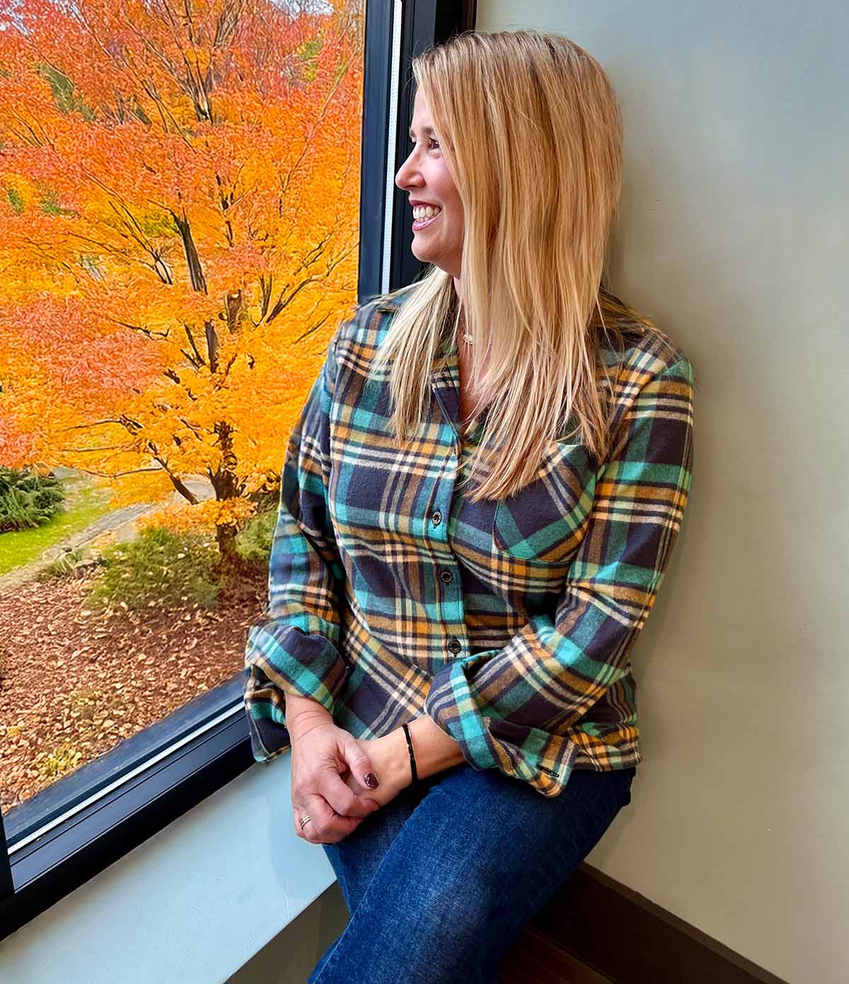 Women's Classic Flannel Shirt - Larch